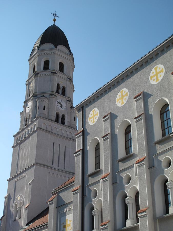 卢布尔雅那Saint Ignatius Retreat House住宿加早餐旅馆 外观 照片
